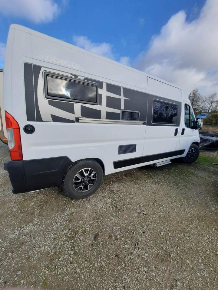 Carrosserie camping car Orgères