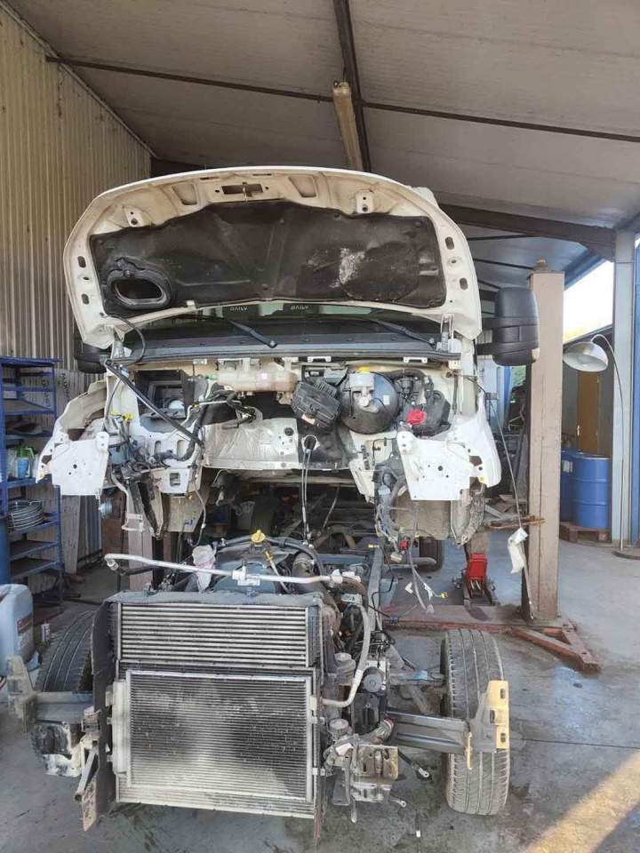 Garage automobile, Vannes